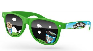 influencer marketing sunglasses